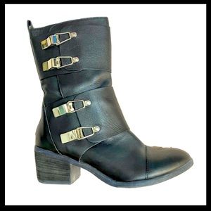Donald J.Pliner Dorria Boots